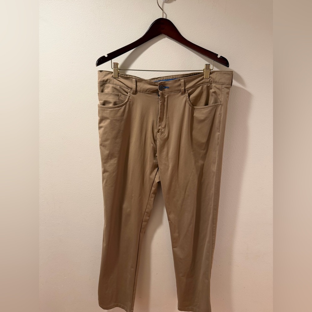 Classic Tan Men's Chinos